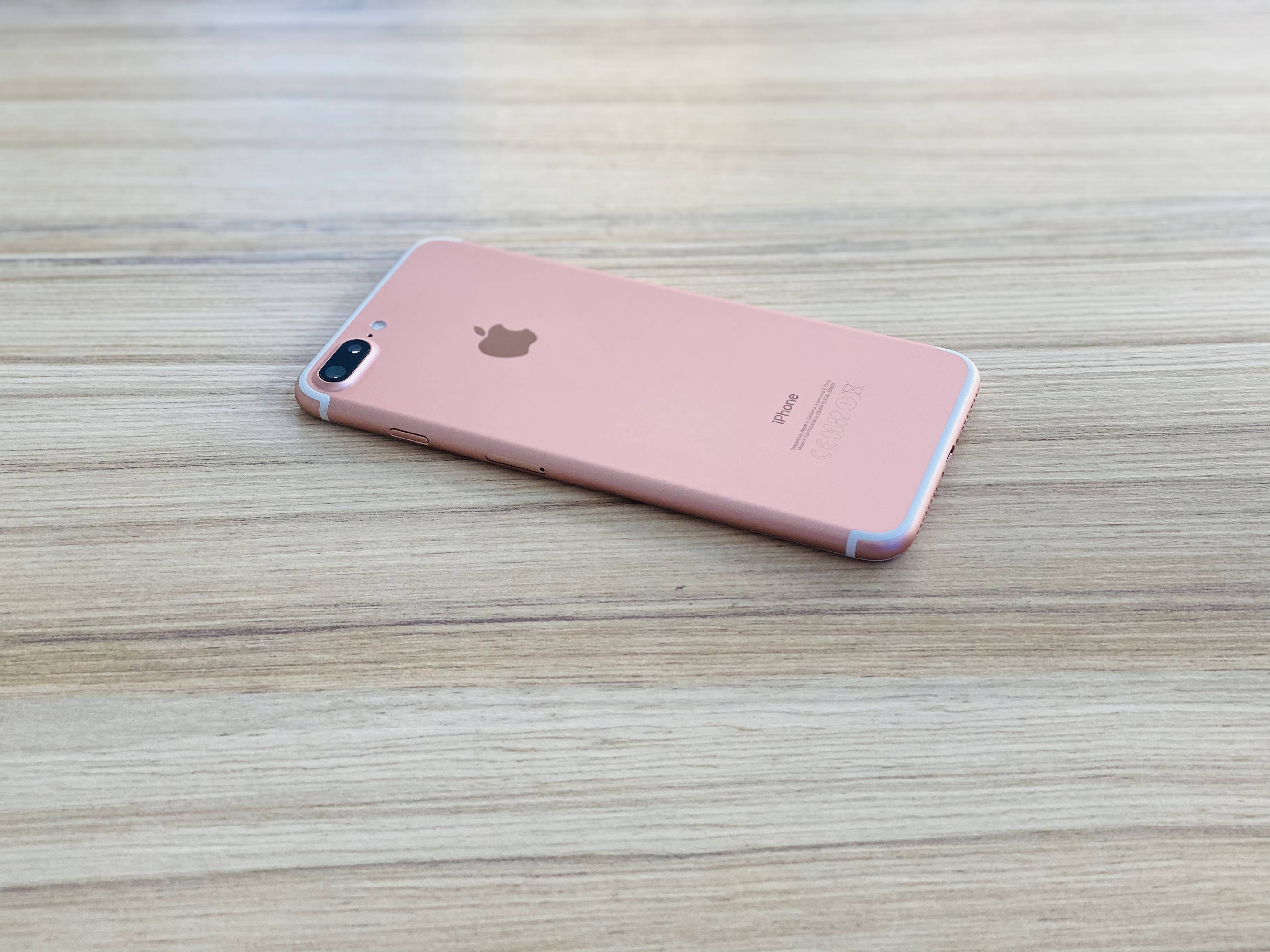 Μεταχερισμένο iPhone 7 plus 32gb Rose Gold - The iMarket